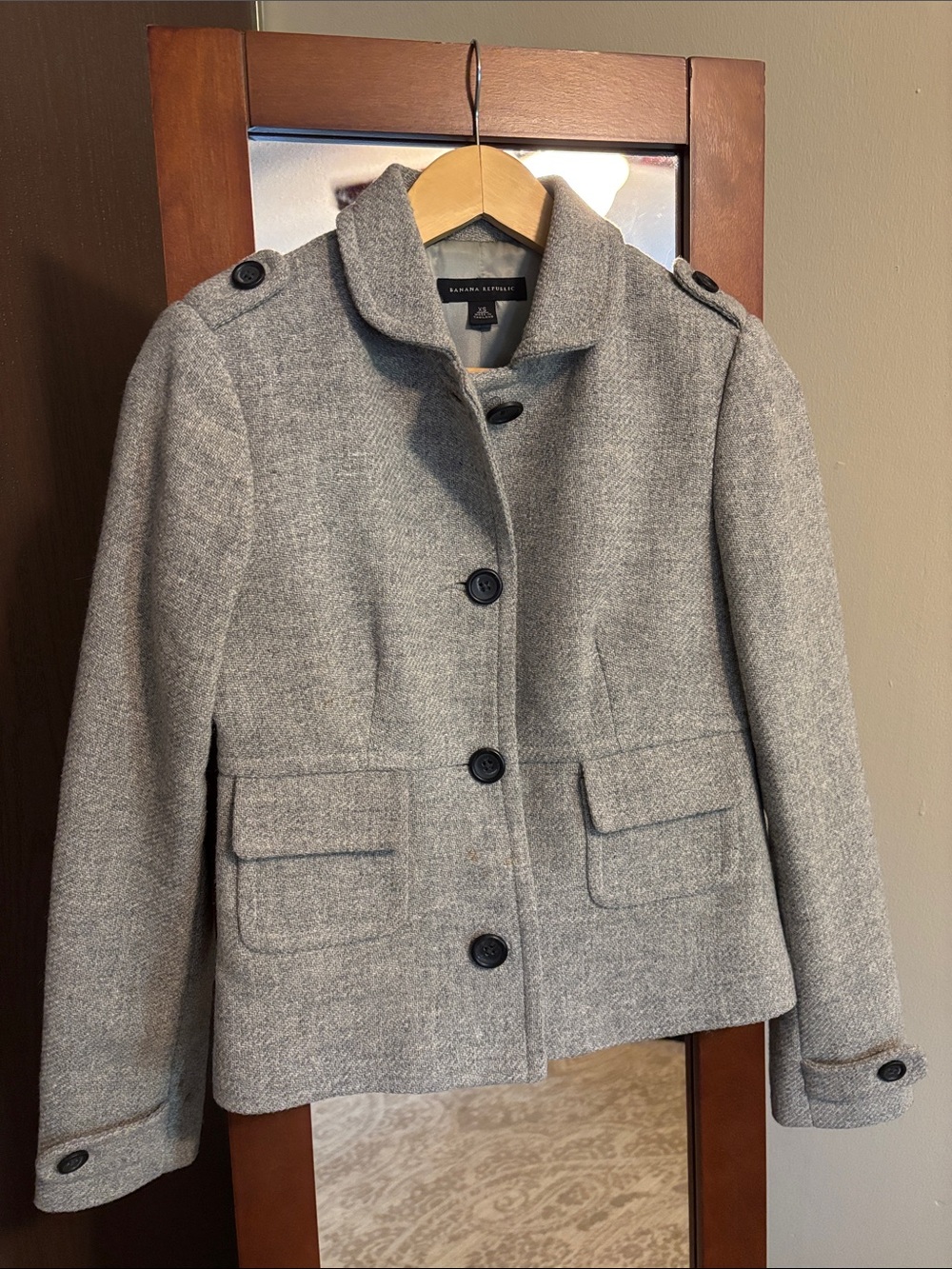 Banana Republic Light Gray wool tweed blazer size XS